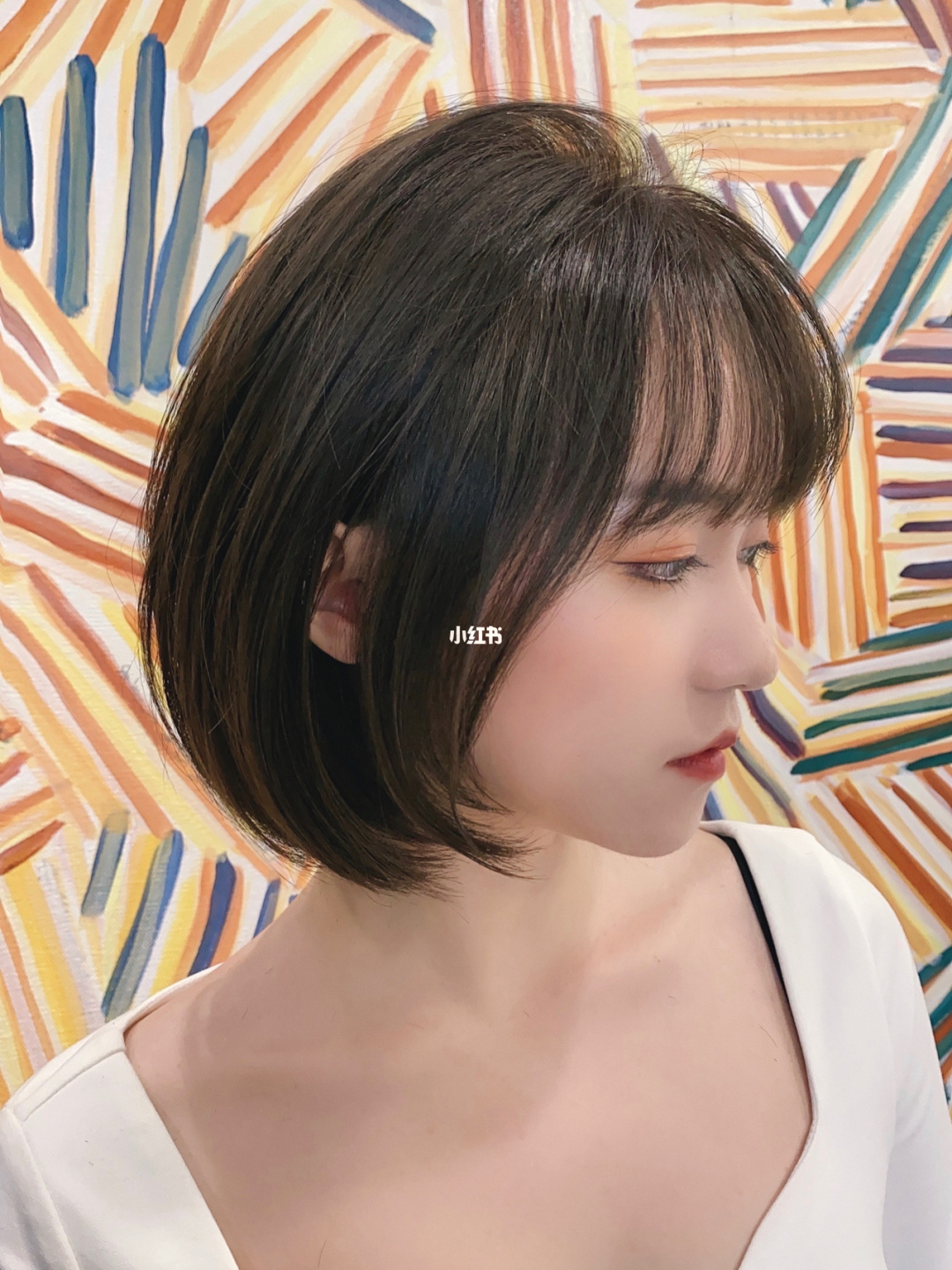 圆脸短发发型图片2015女_短发圆脸发型2020年最新款_短发圆脸女生图片