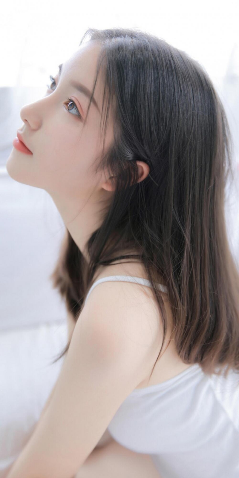90后美女教师朋友圈_90后美女教师_90后美女教师多名男教师