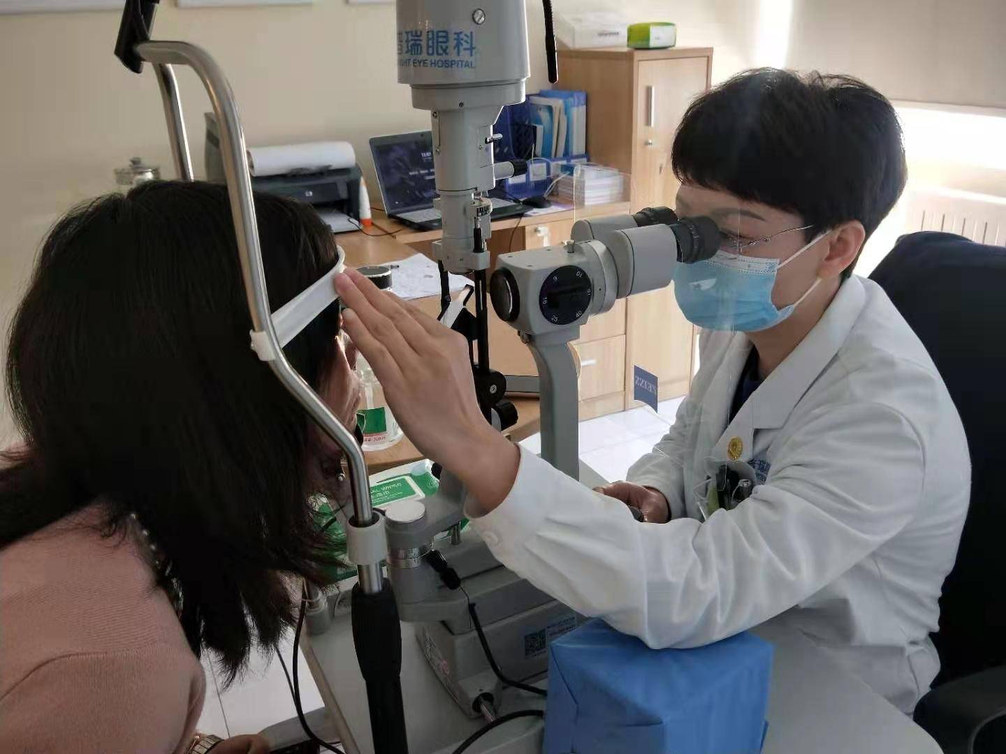 400度眼镜能参加直招士官吗_直招士官政审表下载_直招大学生士官