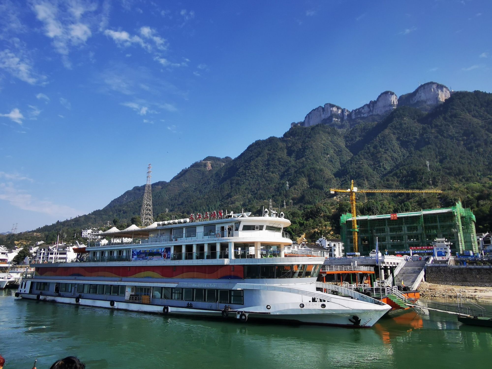 黄海傲骏213款22l豪华行_豪华韩国游轮_豪华游轮大纪行汉化