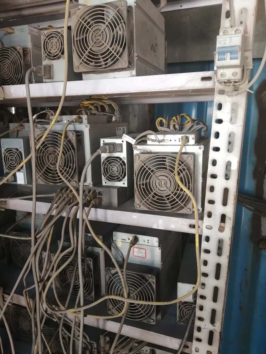 挖矿比特币是什么意思_怎么挖矿_挖矿赚钱软件下载