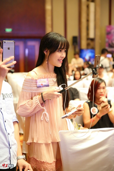 华为网盘福利狗直播下载_美女福利直播_华为网盘福利狗直播apk