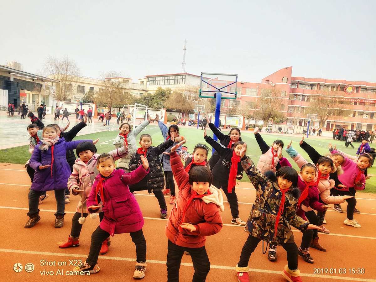 攻略女神的小说已完结_机神追女攻略_追书神器官网