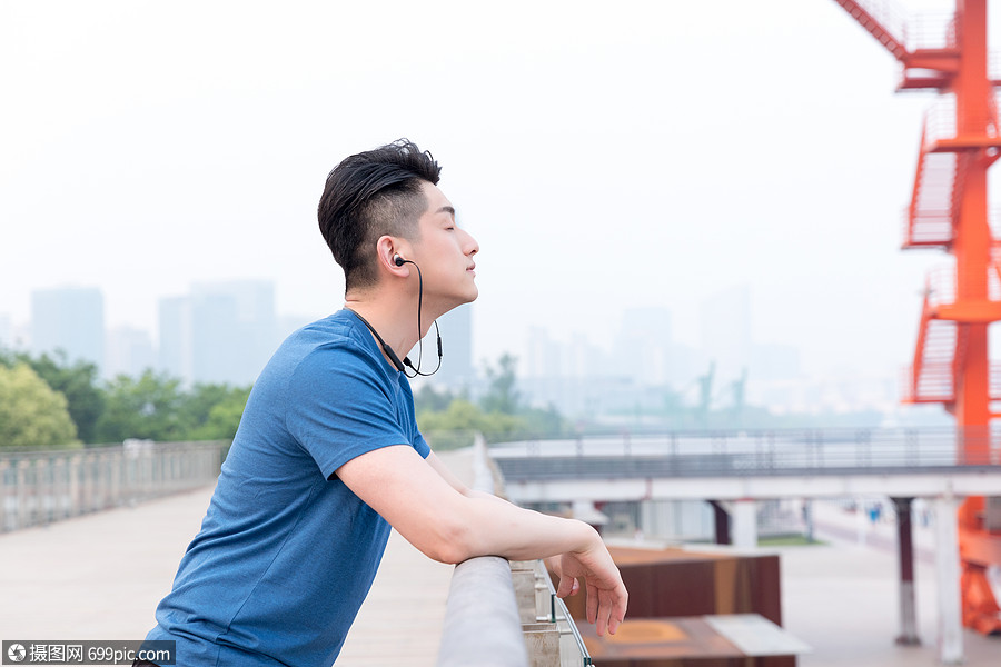 适合男人晚上看的app软件_适合男人晚上看的app软件_适合男人晚上看的app软件