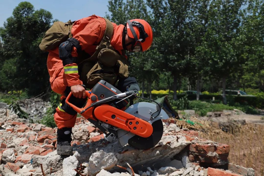 巴布工程师车辆介绍_巴布工程师工程车名字_巴布工程车5