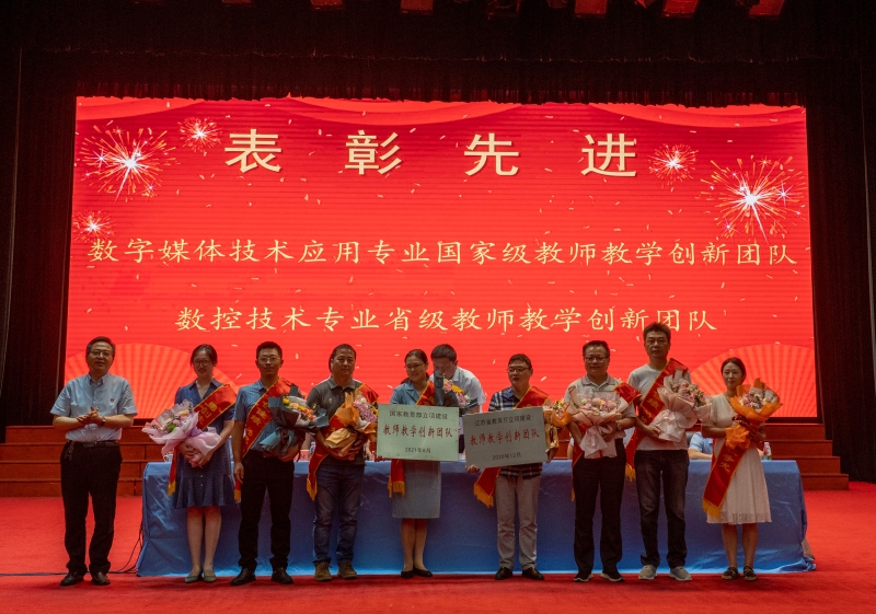 黄色免费网站_免费制作app的网站_免费黄色app网站