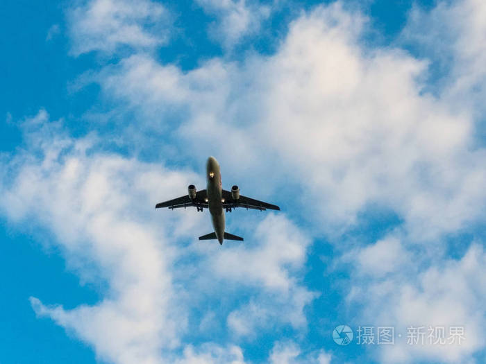 滚动的天空手机小游戏_滚动天空1.9.6内购版_滚动天空自编关卡下载
