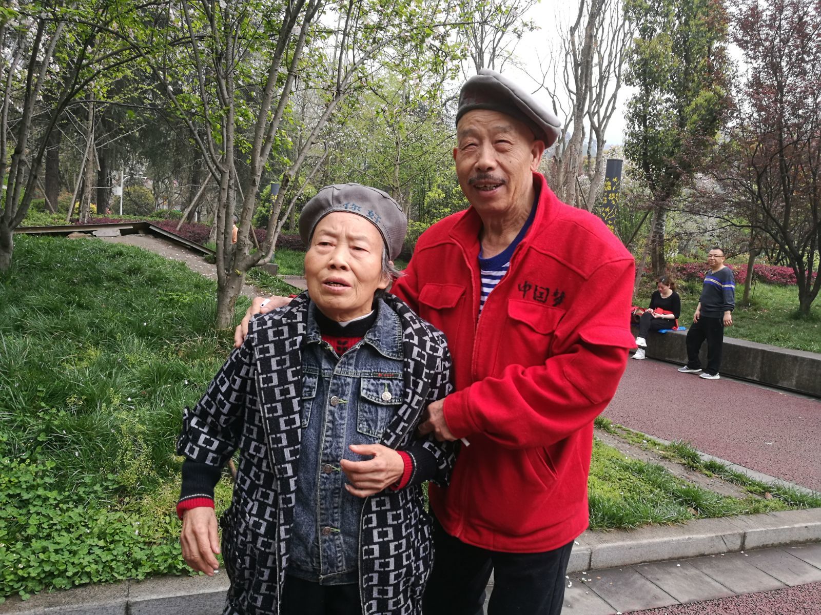 玩游戏老婆要离婚_离婚老婆玩手机游戏犯法吗_九旬老婆玩手机游戏离婚