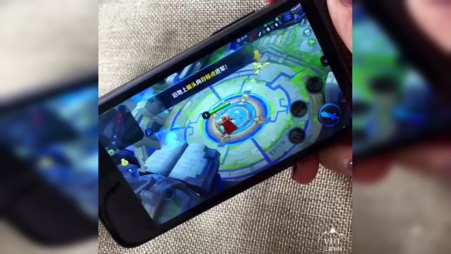 合适玩游戏的手机品牌-三款手机品牌，哪款更适合玩游戏？