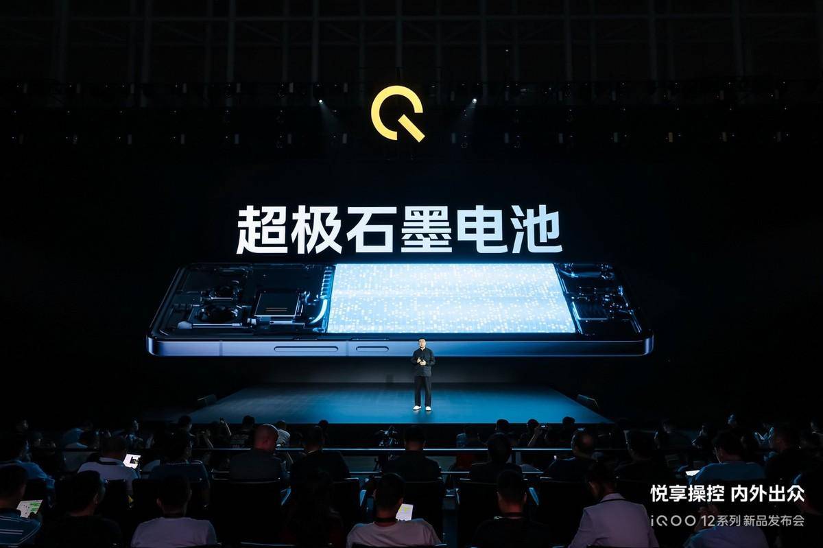 游戏手机买哪个好2021_目前游戏手机最好的是哪一款_目前好的游戏手机游戏