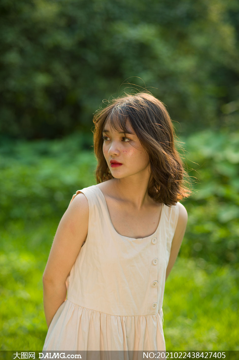 美女游戏手机摄影_摄影美女手机游戏软件_模拟摄影游戏