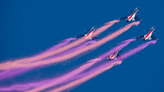空军视频战斗机版手机游戏_空军战机战斗视频_空军战斗机手机版游戏视频