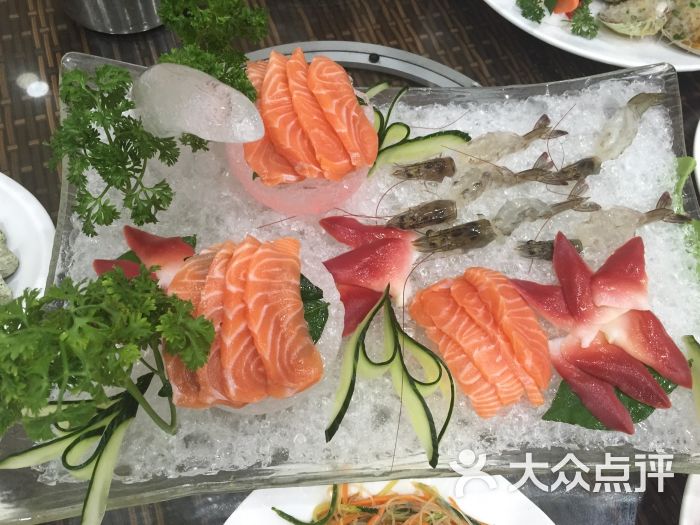 夏威夷蓝色怎么调_蓝色夏威夷_夏威夷蓝色饮料