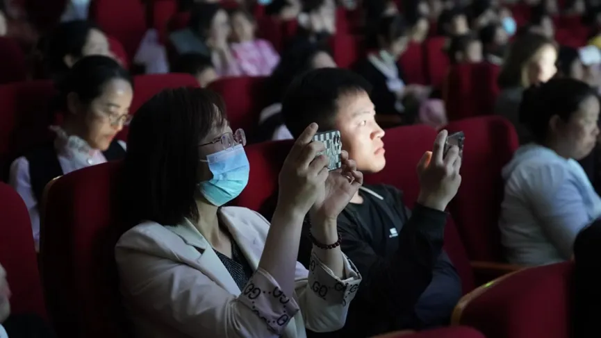 黑墨风手机游戏_墨黑色手机壁纸_墨风科技