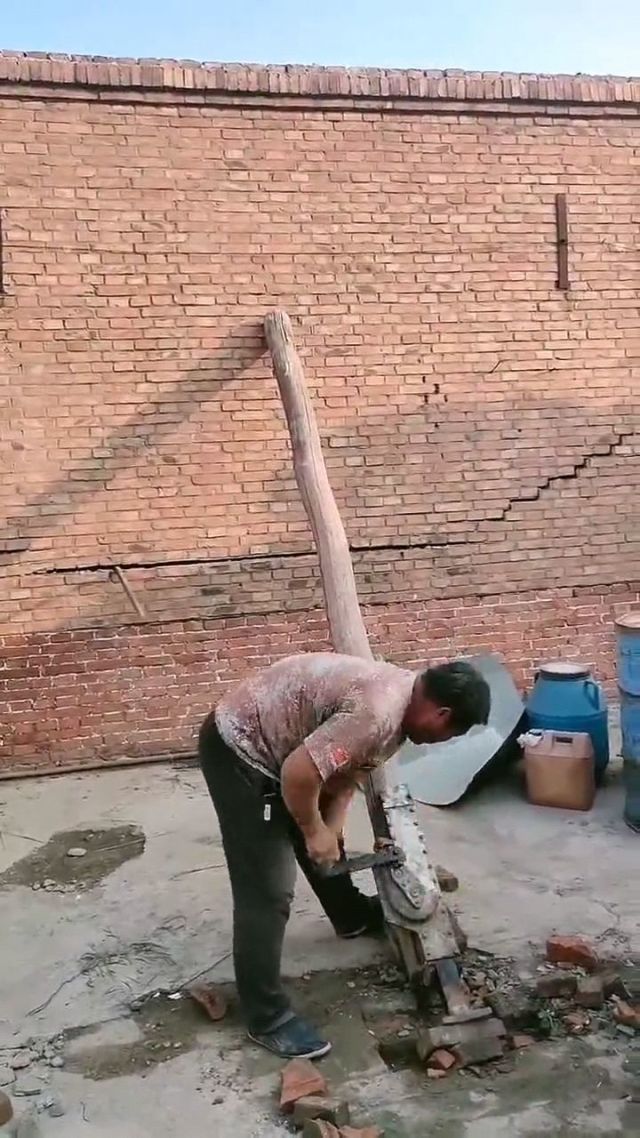 模拟拆墙挖掘机游戏手机版_挖掘机模拟器游戏视频_模拟器挖掘机