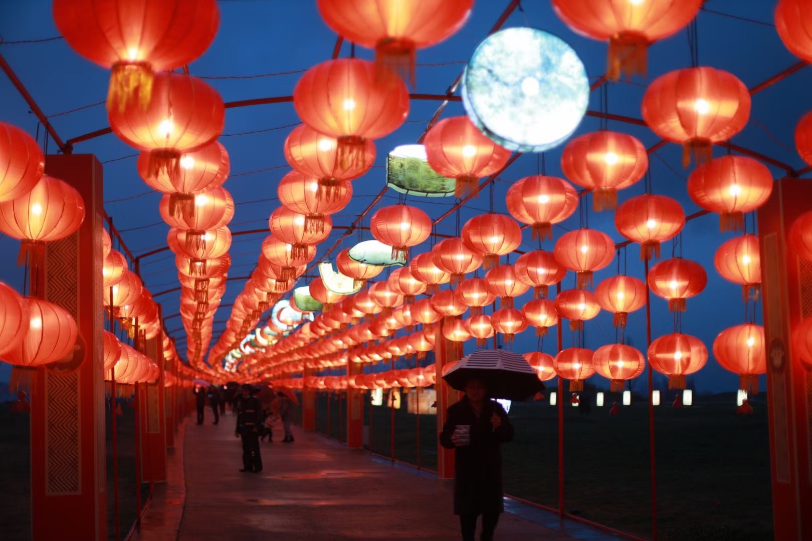 正月十五闹花灯_《正月十五闹花灯》_正月十五闹花灯歌词是什么意思