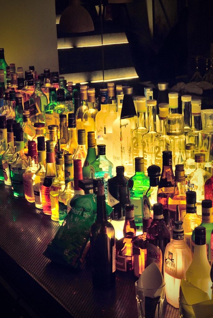 酒吧的手机游戏_酒吧手机游戏app按人头_酒吧手机多人游戏